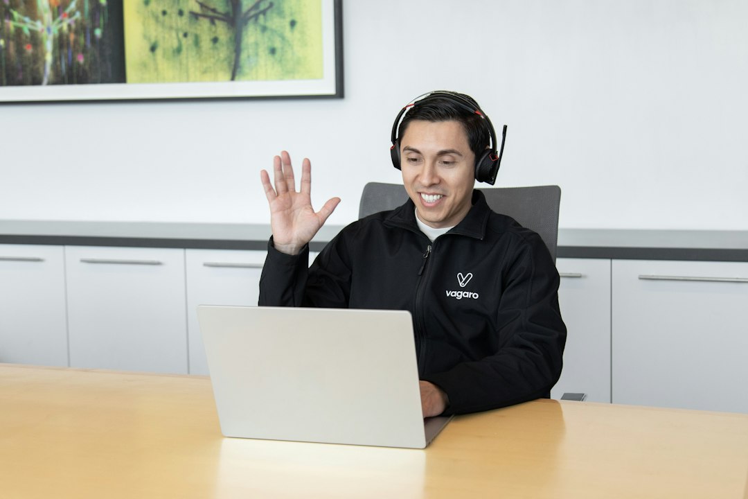 Professional support specialist representing offshore outsourcing for Australian companies